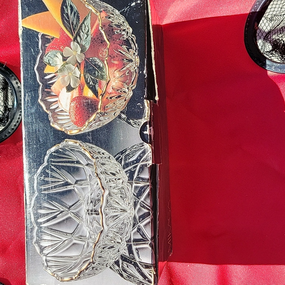 🍀Mikasa Hampshire gold fruit bowl 4pcs 5" set